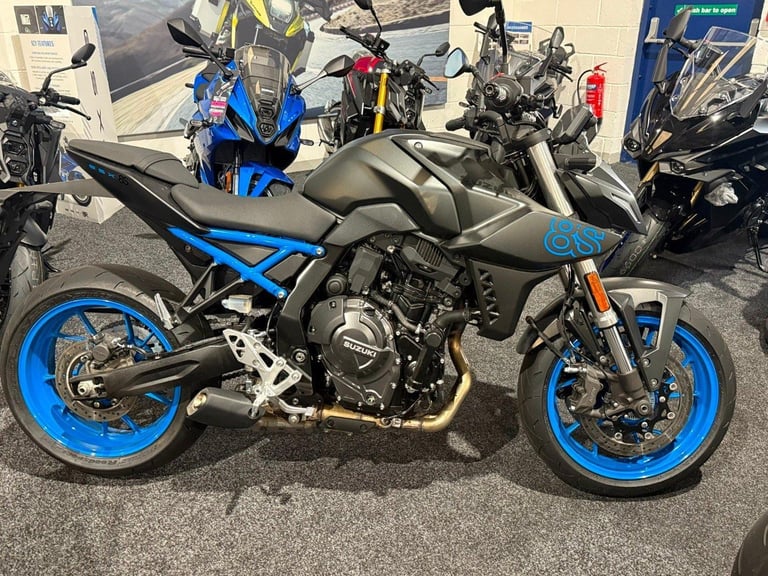 2024 Suzuki GSX 8S