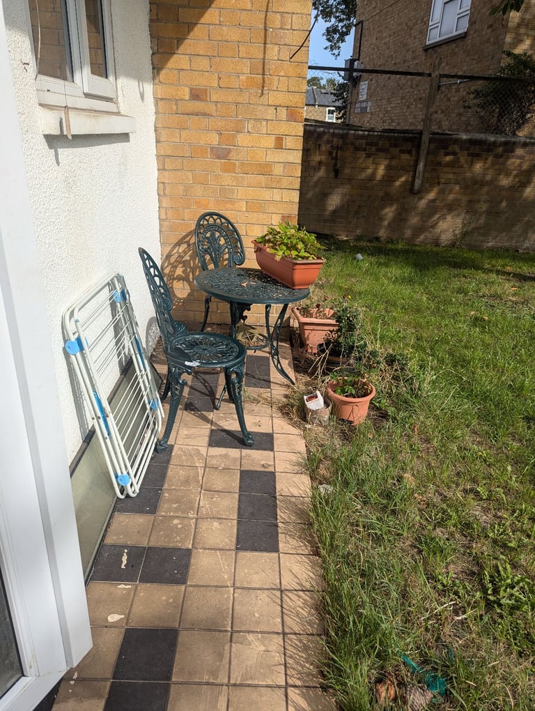 South East London Studio Flat to swap for same or bigger size.