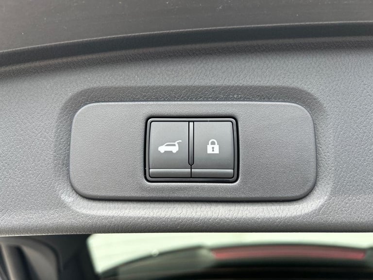 2025 Nissan Qashqai 1.3 DIG-T MHEV Tekna Euro 6 (s/s) 5dr SUV PETROL Manual