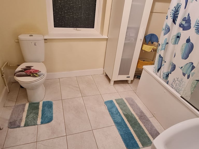 Double room to let-Furnished 