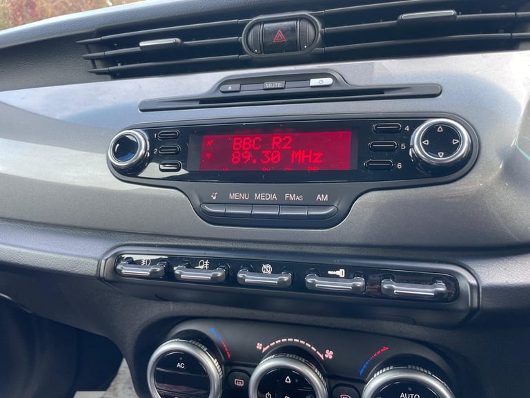 ALFA ROMEO GIULIETTA 2.0 JTDM LUSSO 12 REG 5 DOOR MOT APRIL 29TH 2026 TAX£35 LOW INSURANCE 60+MPG