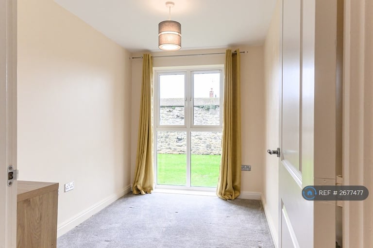 2 bedroom flat in Thornfield House, Bristol, BS10 (2 bed) (#2677477)