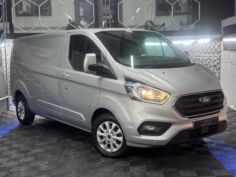 image for  Ford Transit Custom 2.0 320 EcoBlue Limited Auto L2 H1 Euro 6 (s/s) 5dr Diesel Automatic