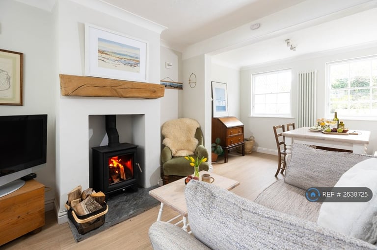 1 bedroom house in Truro Lane, Penryn, TR10 (1 bed) (#2638725)