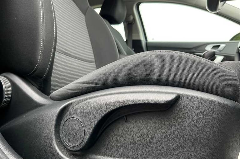 2022 Kia XCeed 1.0T GDi ISG 2 5dr HATCHBACK PETROL Manual