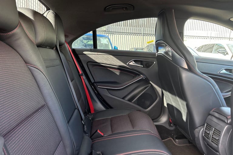 2018 Mercedes-Benz CLA 2.0 CLA45 AMG Coupe 4dr Petrol SpdS DCT 4MATIC Euro 6 (s/s) (381 ps) SALOO...