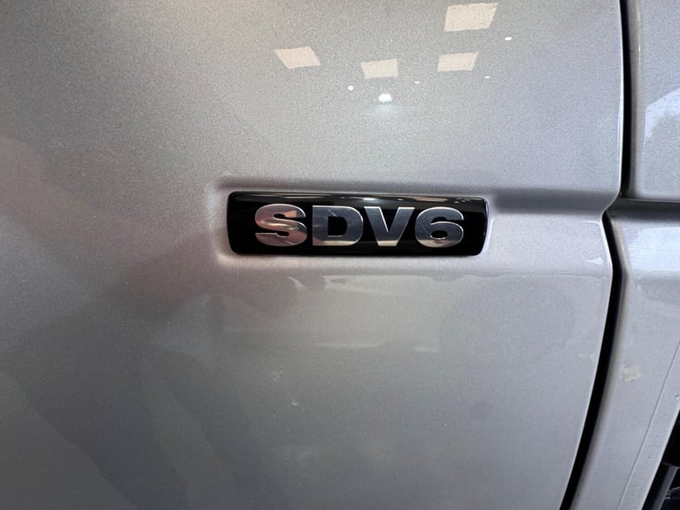 2015 Land Rover Discovery 3.0 SDV6 HSE 5dr Auto ESTATE DIESEL Automatic