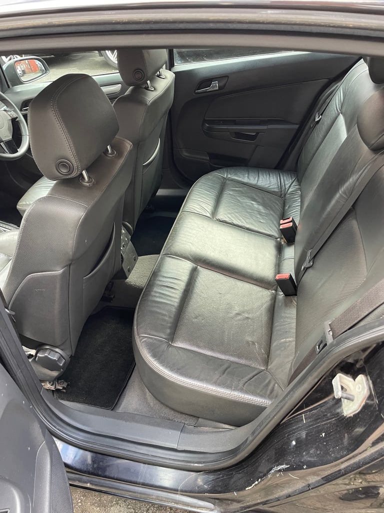 Vauxhall, ASTRA, ELITE AUTOMTIC 2009 11 months mot