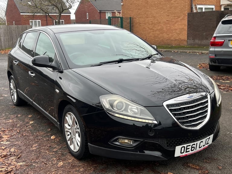 image for 2012 Chrysler Delta 1.6 M-Jet SE Nav 5dr Auto HATCHBACK Diesel Automatic
