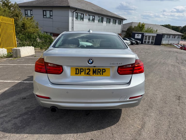 2012 BMW 3 Series 2.0 320i SE Auto Euro 5 (s/s) 4dr SALOON Petrol Automatic