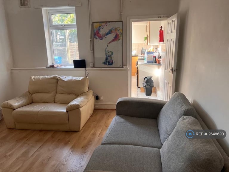 1 bedroom in Netherland, Sheffield, S10 (#2648620)