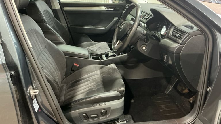 2017 Skoda Superb 1.6 TDI SE Technology Hatchback 5dr Diesel DSG Euro 6 (s/s) (120 ps) £1135  Hat...