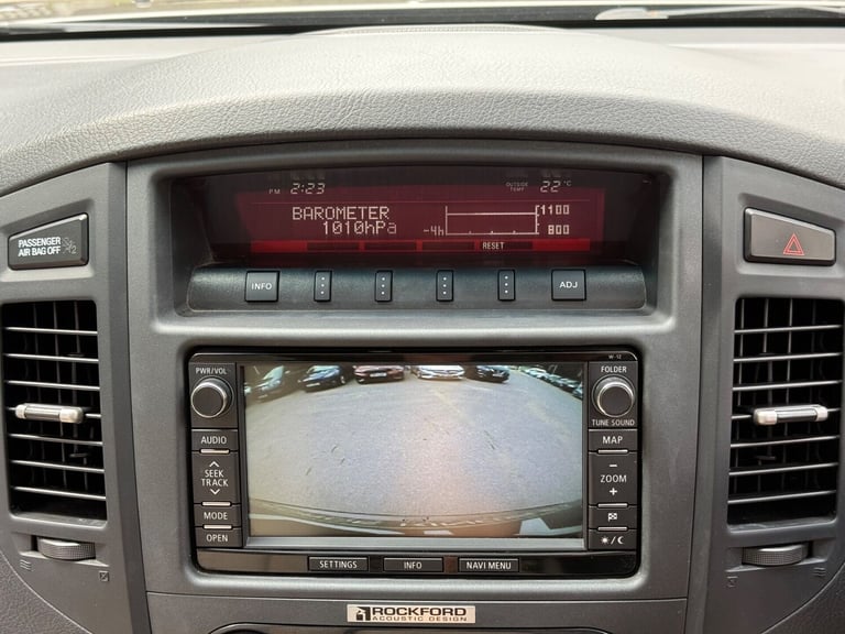 2013 Mitsubishi Shogun 3.2 DI-DC [197] SG3 5dr Auto ESTATE DIESEL Automatic