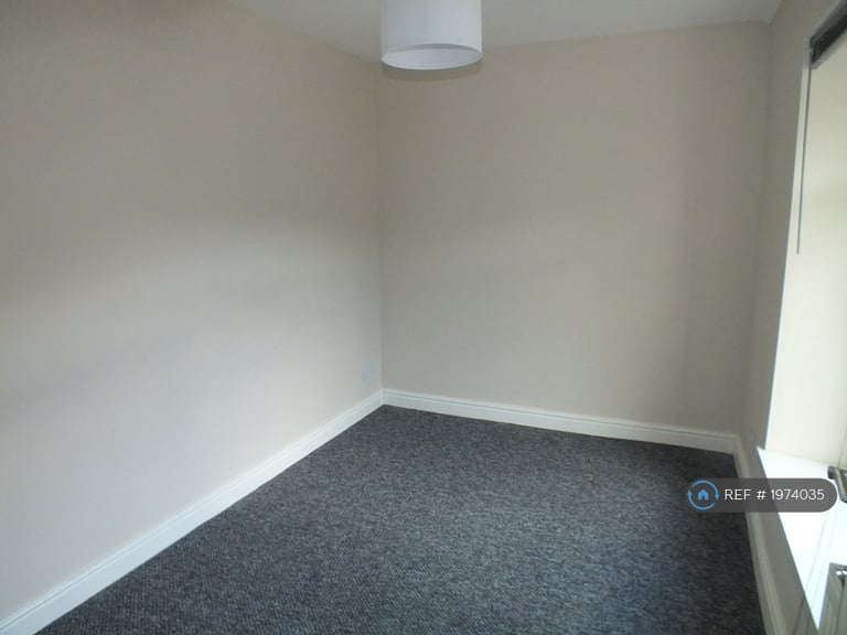 3 bedroom house in Dumfries Street, Treherbert, Treorchy, CF42 (3 bed) (#1974035)