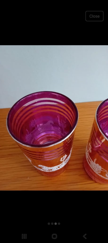 Vintage 2 gilded glass tumblers made in Korea