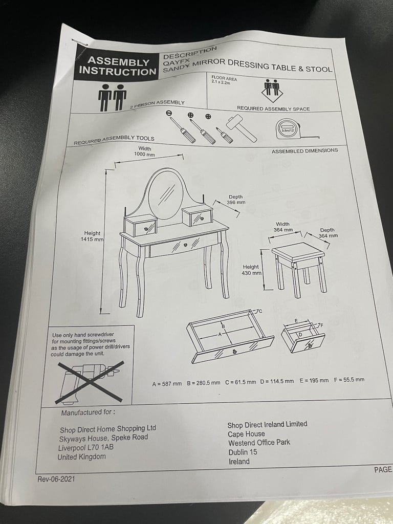 Brand new in box mirrored vanity set with stool 