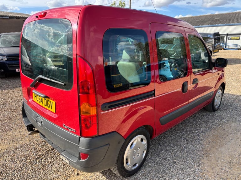 RENAULT Kangoo WHEELCHAIR ACCESSIBLE VEHICLE AUTO WAV AUTOMATIC 1.6 16v