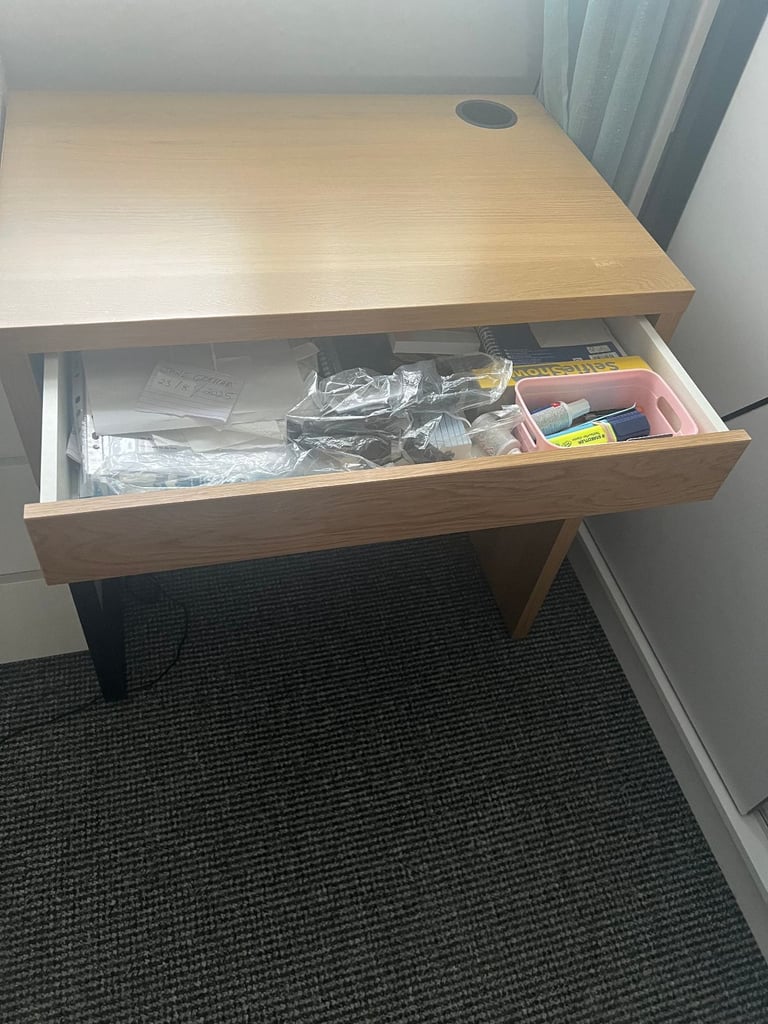 IKEA "Micke" Desk & Swivel Ergonomic Chair Like New