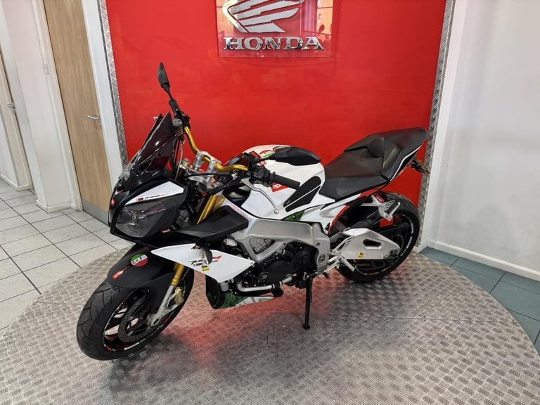 2014 '14' Aprilia Tuono V4 APRC