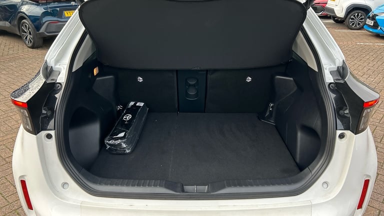 2022 Toyota Yaris Cross 1.5 Hybrid Excel 5dr CVT [Panoramic Roof] Hybrid Estate Estate Hybrid Aut...