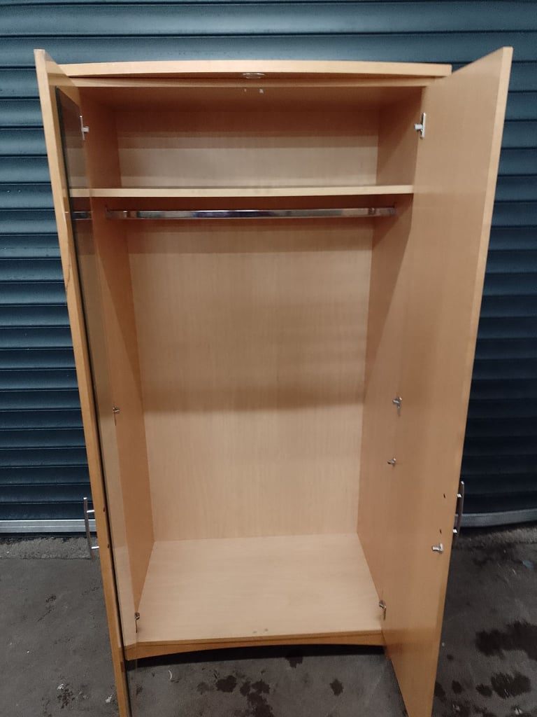 2 door wardrobe 96cm x 62cm x 187cm, Ref:18358