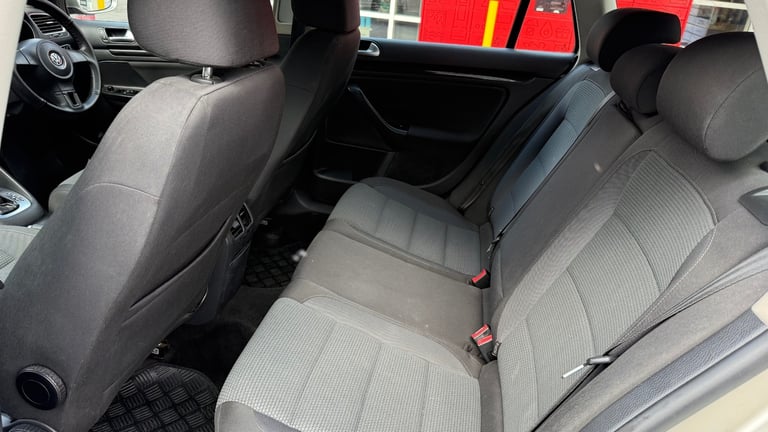 2012 Volkswagen Golf 1.6 TDI 105 SE 5dr DSG ESTATE Diesel Automatic
