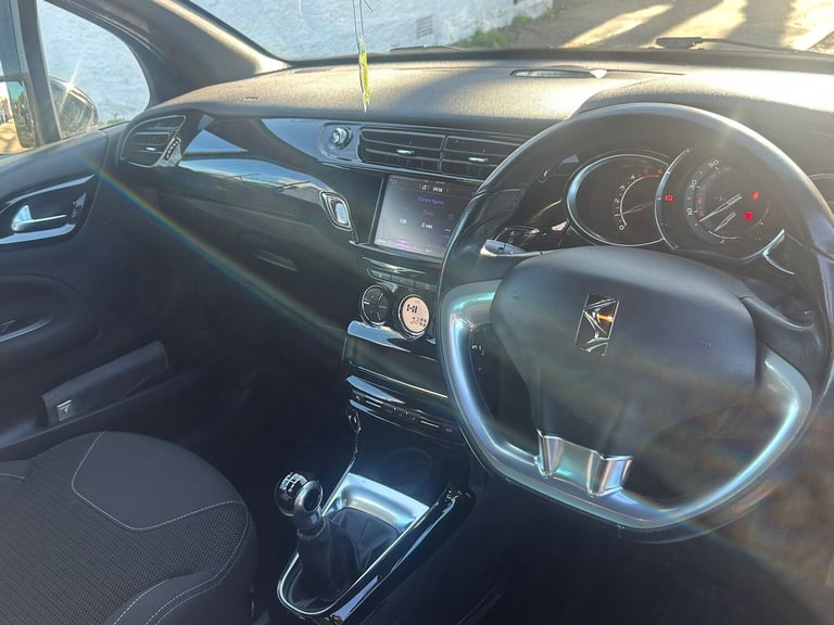 2015 DS Automobiles DS 3 1.6 BlueHDi DStyle Nav 3dr HATCHBACK DIESEL Manual