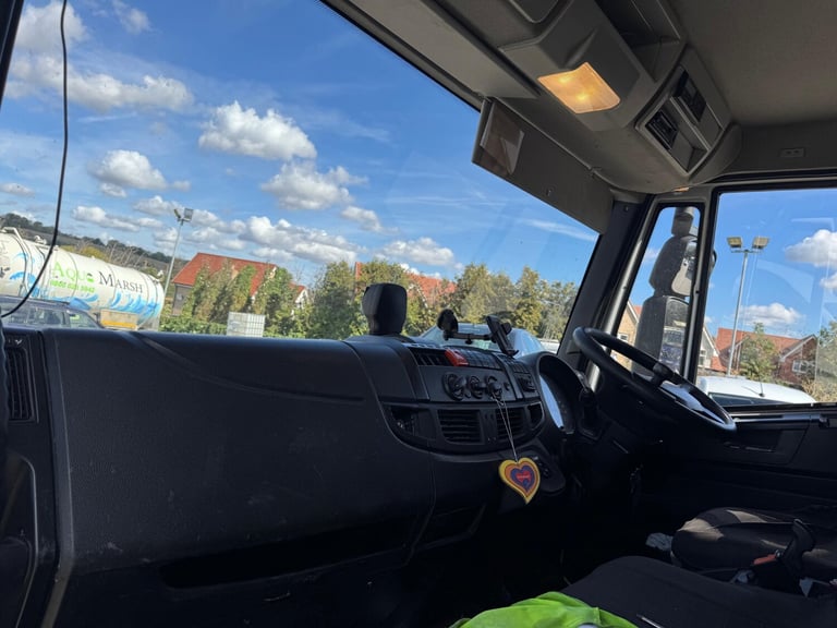 2017 Iveco Eurocargo 75E16S S-A Automatic Recovery truck tilt and slide  NA Diesel Automatic