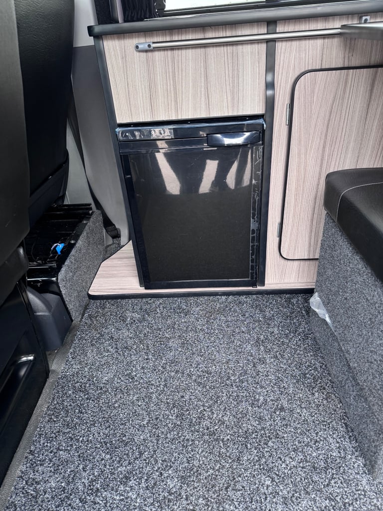 Volkswagen, TRANSPORTER/ camper, Panel Van, 2023, Manual, 1968 (cc)