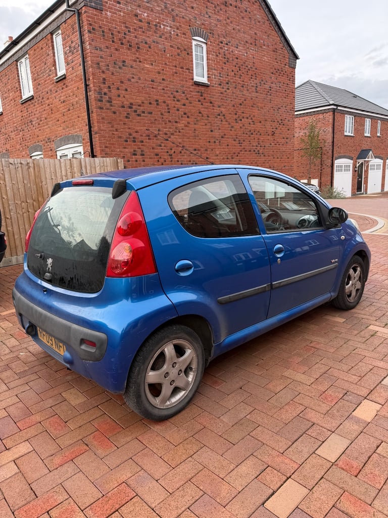 Peugeot, 107, Hatchback, 2009, Manual, 998 (cc), 5 doors