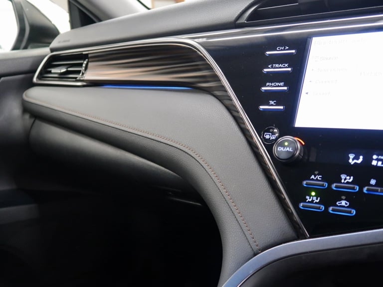 2020 Toyota Camry 2.5 VVT-h Excel CVT Euro 6 (s/s) 4dr Saloon Petrol/Electric Hybrid Automatic