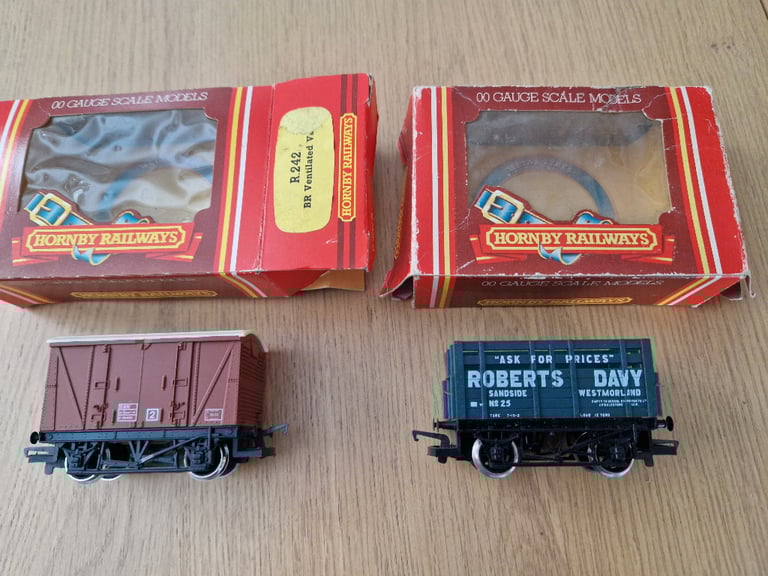 image for Hornby railways 2 X wagons, Roberts Davy Coke wagon and BR ventilated van. 00 gauge.