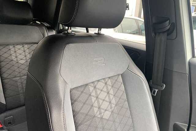 2022 Volkswagen T-Roc 1.5 TSI R-Line 5dr DSG HATCHBACK PETROL Automatic