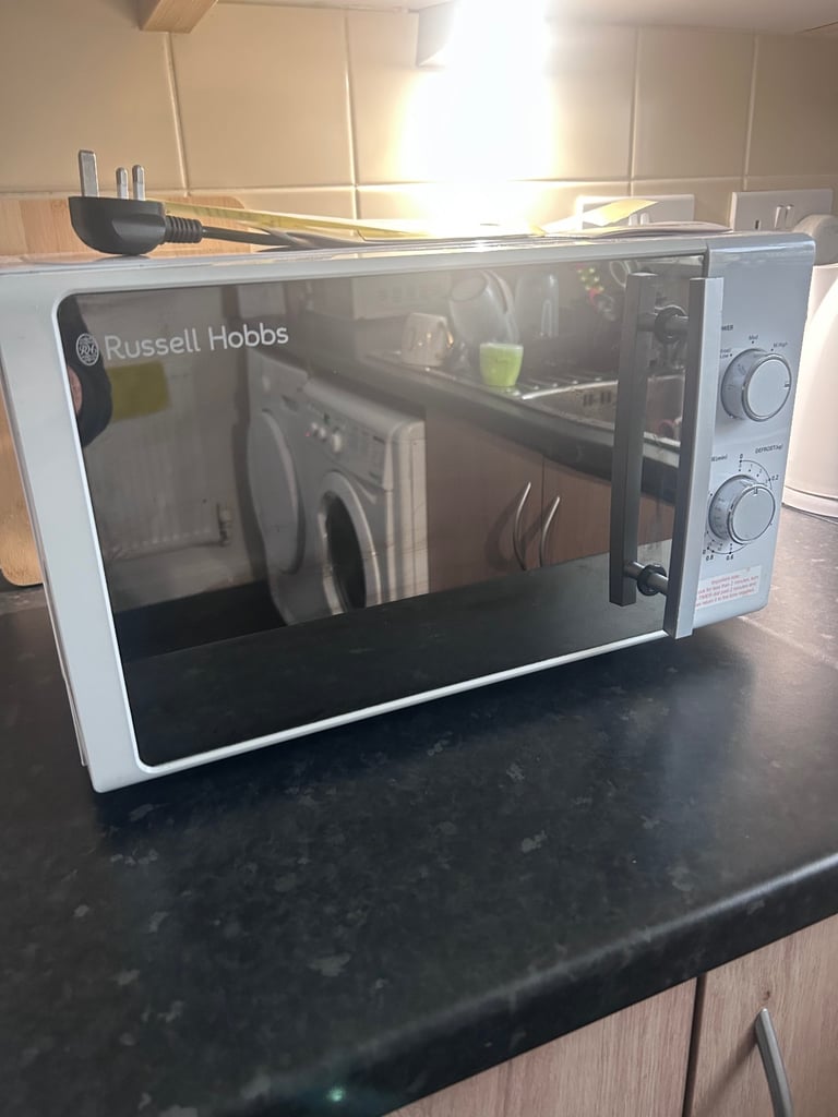 Russell Hobbs microwave 