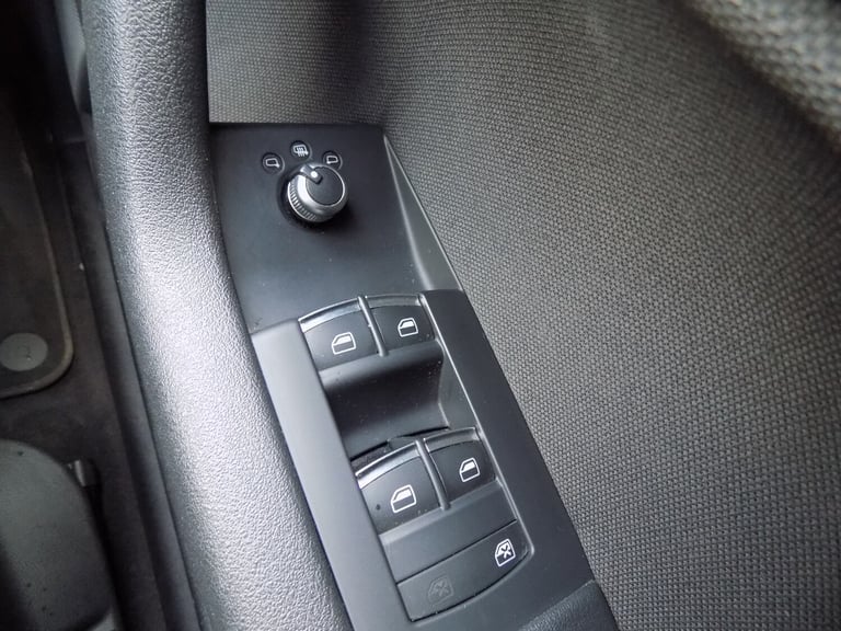 2013 Audi A3 1.6 TDI Sport 5dr HATCHBACK Diesel Manual