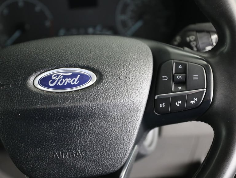 2023 Ford Transit Custom 2.0 300 EcoBlue Limited Panel Van 5dr Diesel Manual L2 H1 Euro 6 (s/s) (...