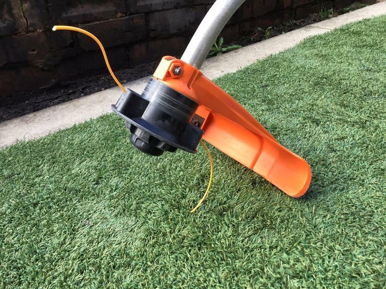 Stihl FS40 strimmer excellent condition just serviced