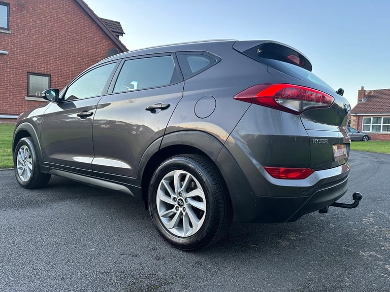 Hyundai Tucson 1.6 GDI *** LOW MILEAGE *** STUNNING CAR