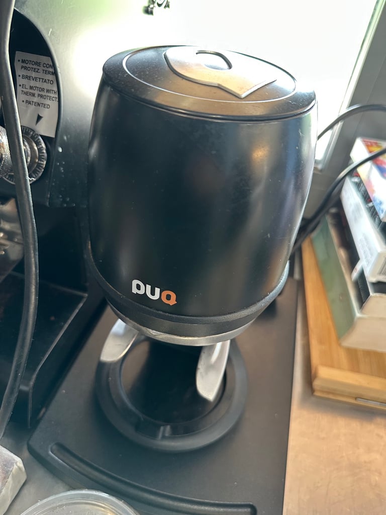 PUQ Press Black 