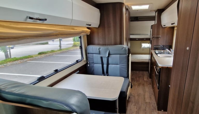 2018 FORD 2.0 ROLLER TEAM ZEFIRO 675 MOTORHOME 6 BERTH 6 BELT 3500kg 13K MILES