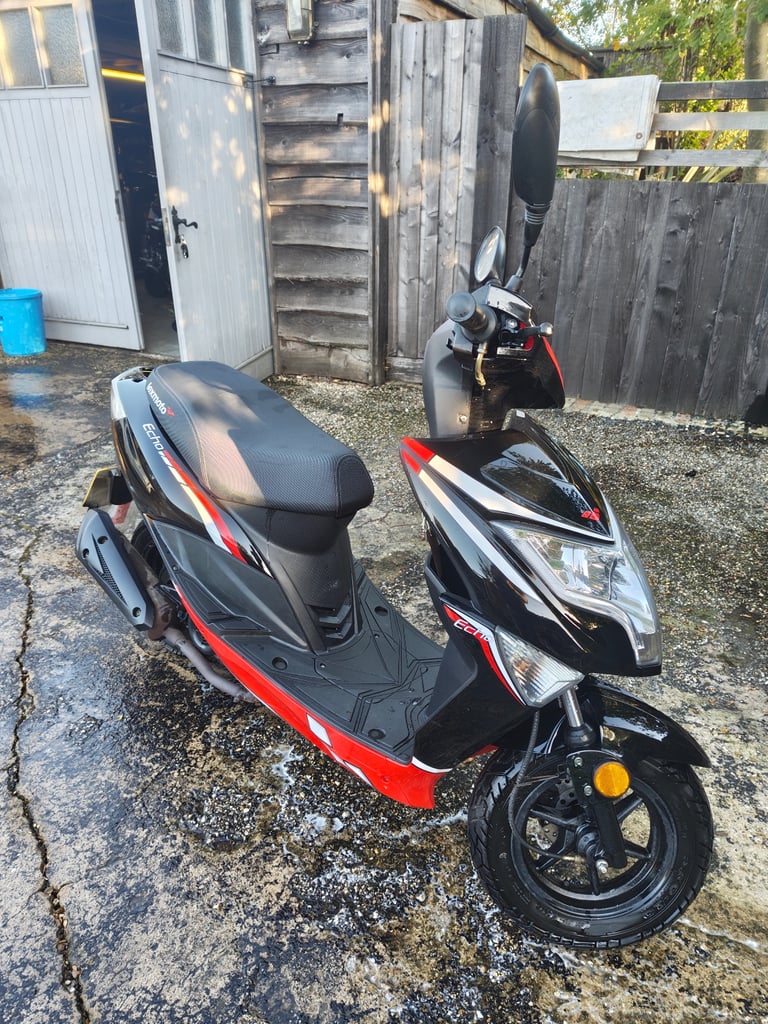 Lexmoto, ECHO, 2019, 50 (cc)