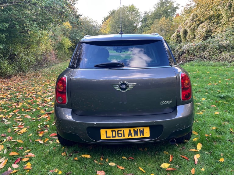 2011 MINI Countryman 1.6 Cooper 5dr Auto HATCHBACK Petrol Automatic