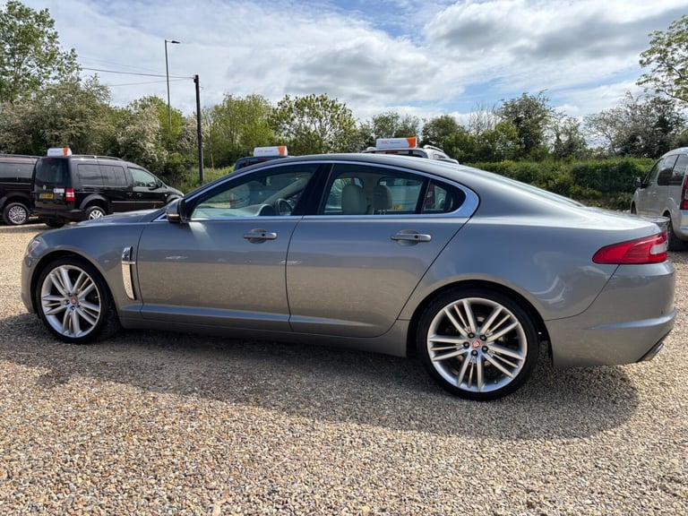 JAGUAR XF 3.0 d S V6 Portfolio 2009