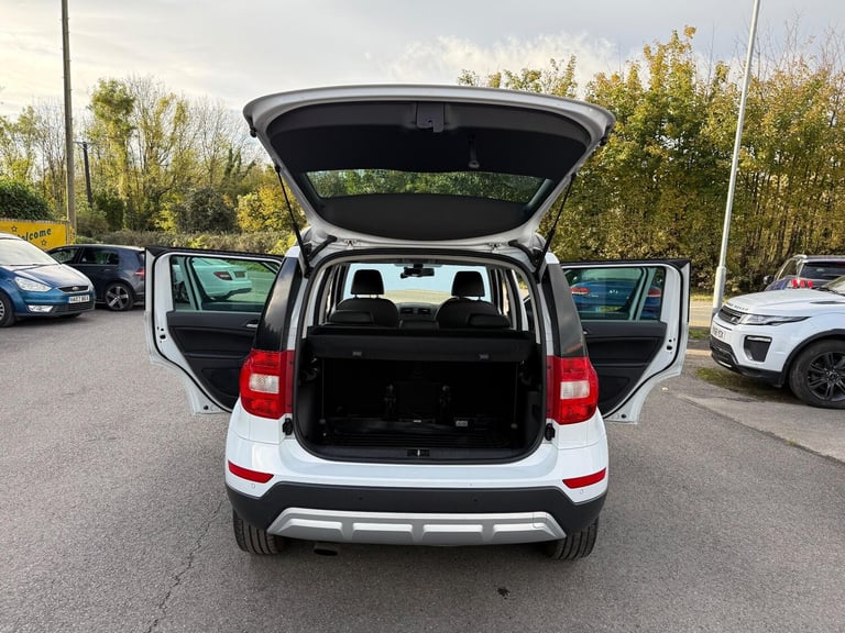 2015 Skoda Yeti 1.2 TSI SE L Outdoor DSG Euro 6 (s/s) 5dr HATCHBACK Petrol Automatic