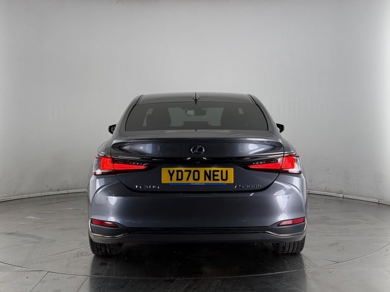 2020 Lexus ES 300h 2.5 F-Sport 4dr CVT SALOON PETROL/ELECTRIC Automatic