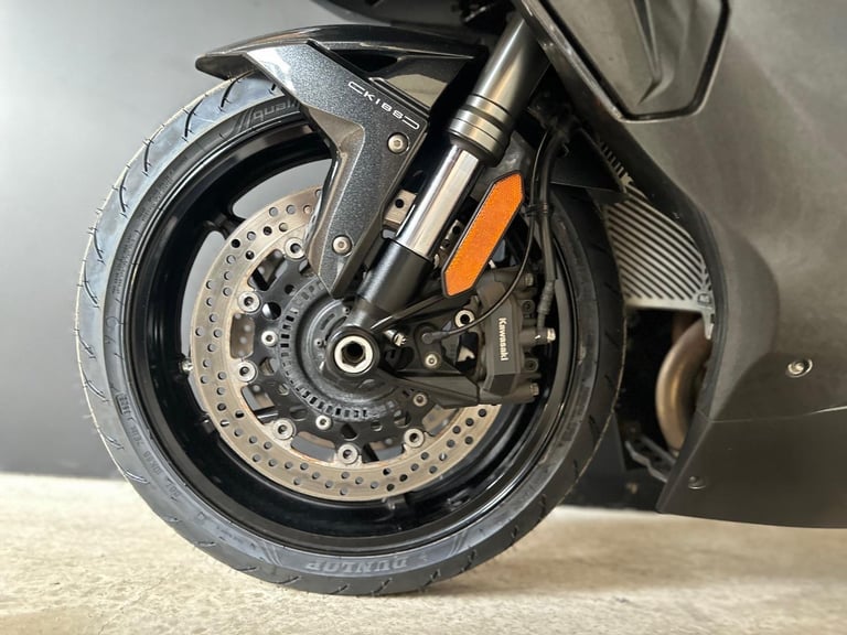 STUNNING ONE OWNER 2021/21 KAWASAKI NINJA H2 SX TOURER MOTORCYCLE 