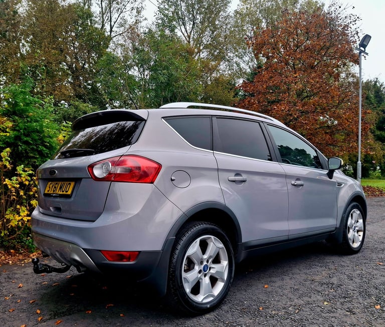 IMMACULATE FORD KUGA TITANIUM 2.0 TDI sportage juke 3008 x3 q3 q5 moka