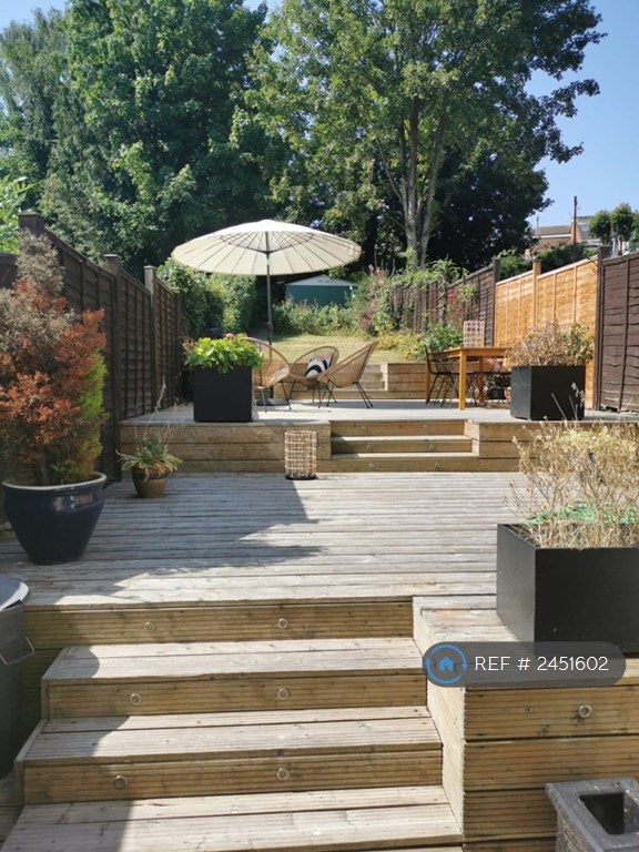 3 bedroom house in Capstone Road, Kent, ME5 (3 bed) (#2451602)