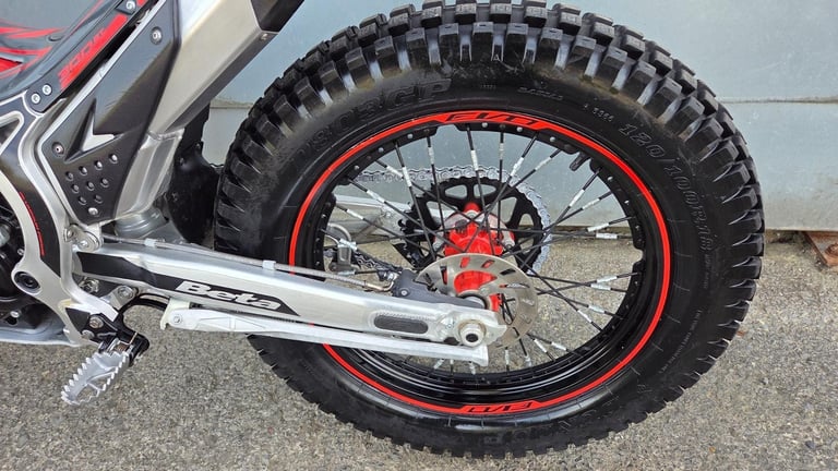 BETA EVO 300 2024 TRIALS BIKE VERY GOOD CONDITION