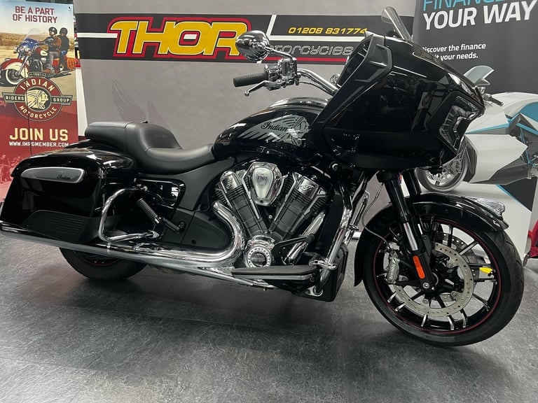 Indian CHALLENGER LIMITED 2022 1768cc 13k miles comfort seat heated seat £17500 